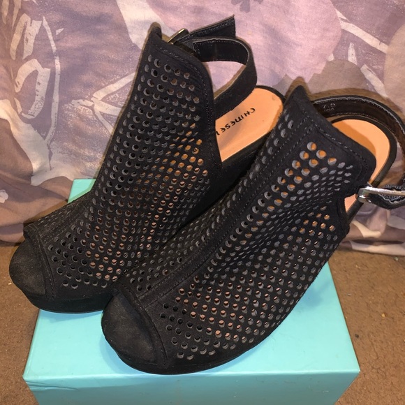 Black wedges - Picture 2 of 2